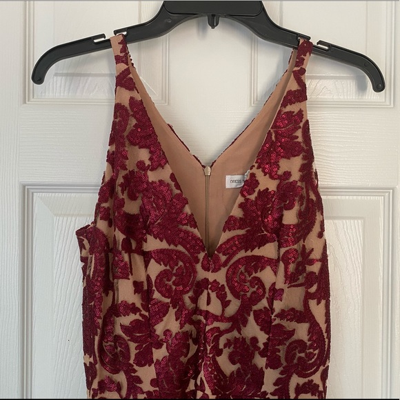 Dress the Population - Karen Plunging Lace Gown - Red - Size M - Picture 4 of 16